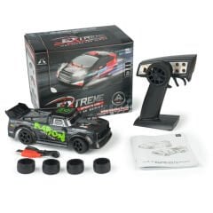 SG PINECONE 2411 RTR Uzaktan Kumandalı Yarış Arabası 1/24 2.4G RWD RC Araba Şarjlı Drift LED Yüksek Hızlı 20km/s